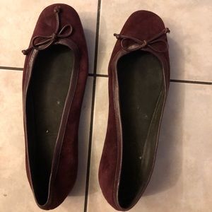 Used flat shoes..still in good condition
